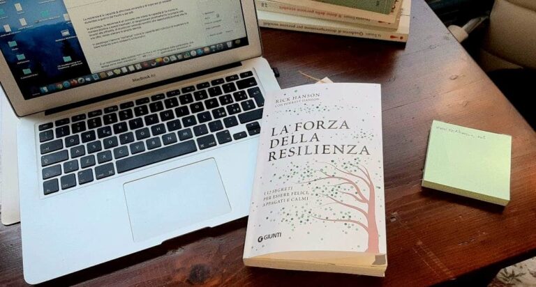 La “resilienza” di Hanson e Hanson, una recensione